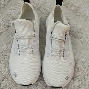 On Running Men's White Sneakers